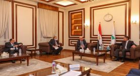 بهدف بحث سبل التعاون المشترك  رئيس البريد المصري يلتقي ممثل مفوضية الأمم المتحدة لشؤون اللاجئين في مصر