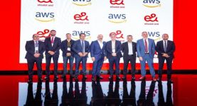 *اتصالات من &e في مصر توقع شراكة استراتيجية مع AWS لتسريع التحول السحابي في قطاع الاتصالات وتكنولوجيا المعلومات